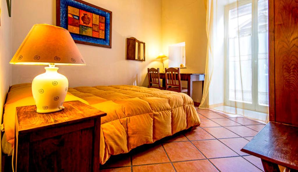 Casa Cagliostro Palermo Apartment Cameră foto